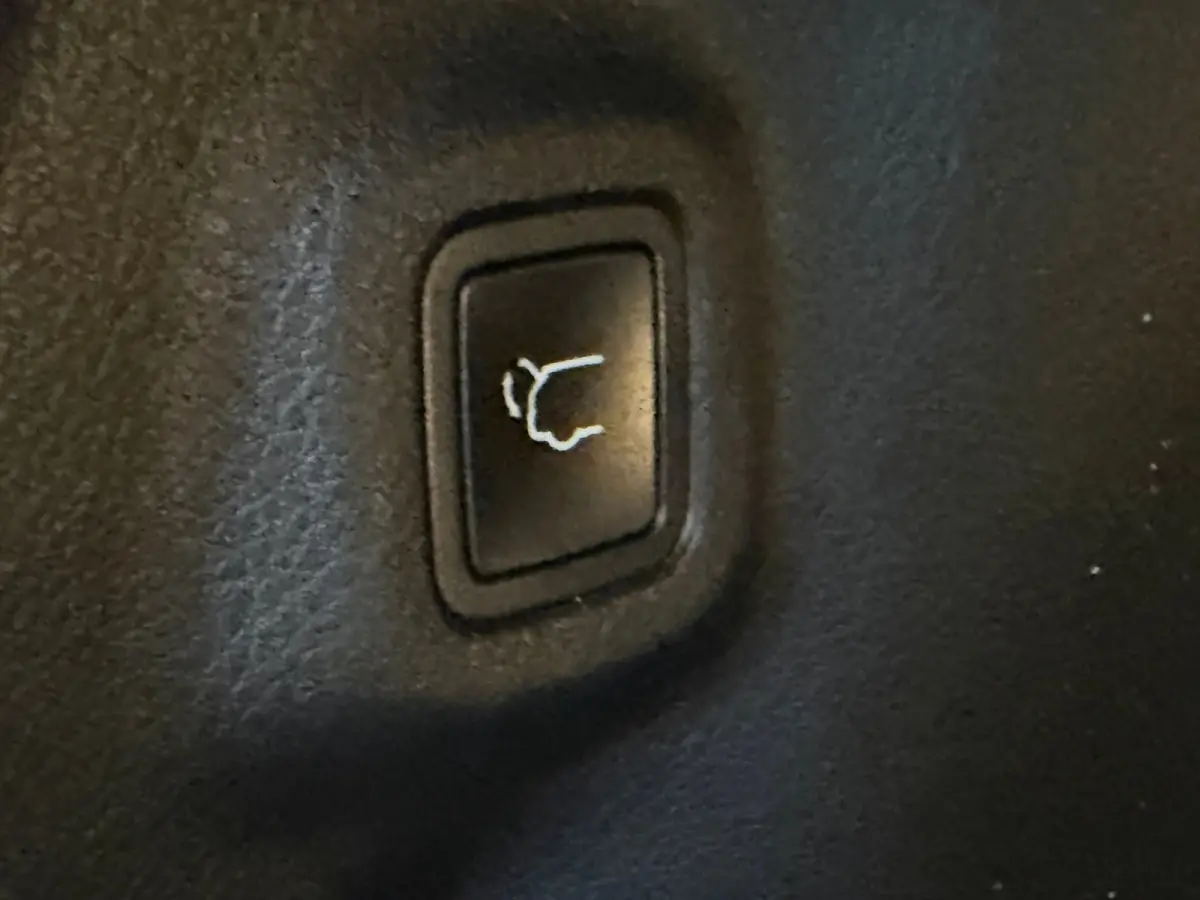 1.3T S Trekhaak | Leer | Camera | Climate | Elek. Stoel | Elek. Achterklep | LED | Achteruitrijcamera | Airco (automatisch) | Apple Carplay/Android Auto|telefoonintegratie premium
