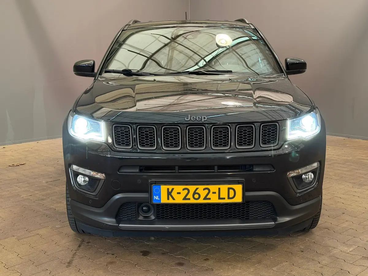1.3T S Trekhaak | Leer | Camera | Climate | Elek. Stoel | Elek. Achterklep | LED | Achteruitrijcamera | Airco (automatisch) | Apple Carplay/Android Auto|telefoonintegratie premium