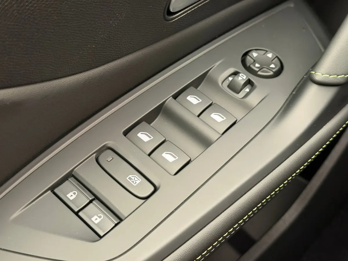 1.6 Plug-in Hybrid 195 GT | 7,4 kW lader | Apple Carplay/Android Auto|telefoonintegratie premium | Buitenspiegels elektrisch inklapbaar