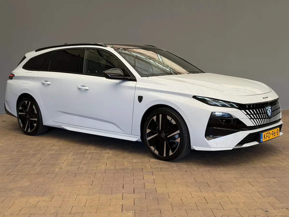 1.6 Plug-in Hybrid 195 GT | 7,4 kW lader | Apple Carplay/Android Auto|telefoonintegratie premium | Buitenspiegels elektrisch inklapbaar