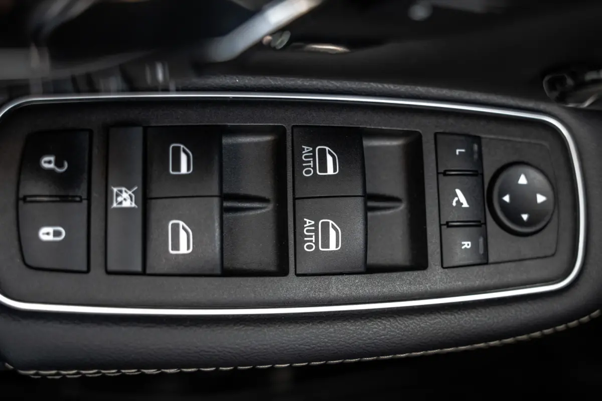 1500 LIMITED 5.7L V8 | 1e Eigenaar | Head up | Luchtvering | Rambox | Split Tailgate | Pano | Harman / Kardon