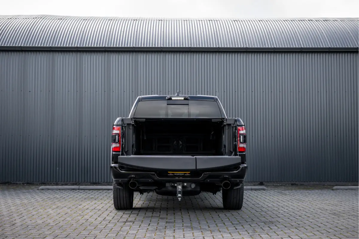 1500 LIMITED 5.7L V8 | 1e Eigenaar | Head up | Luchtvering | Rambox | Split Tailgate | Pano | Harman / Kardon