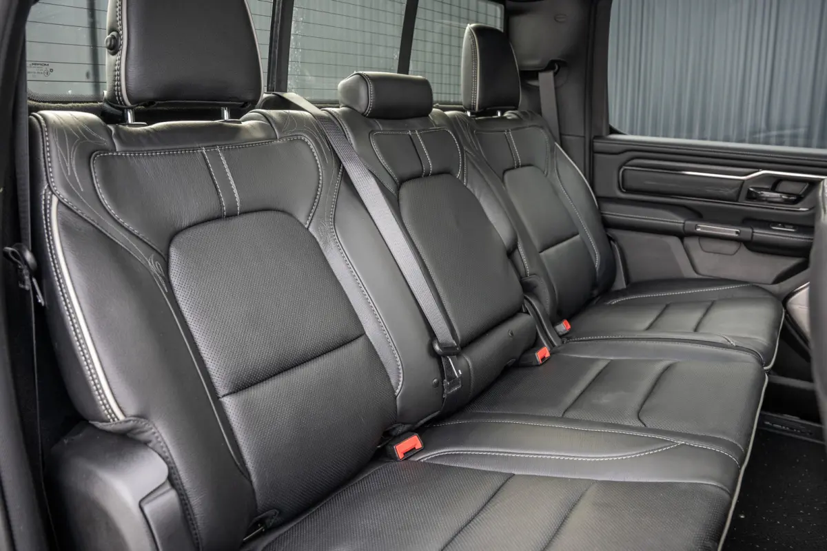 1500 LIMITED 5.7L V8 | 1e Eigenaar | Head up | Luchtvering | Rambox | Split Tailgate | Pano | Harman / Kardon