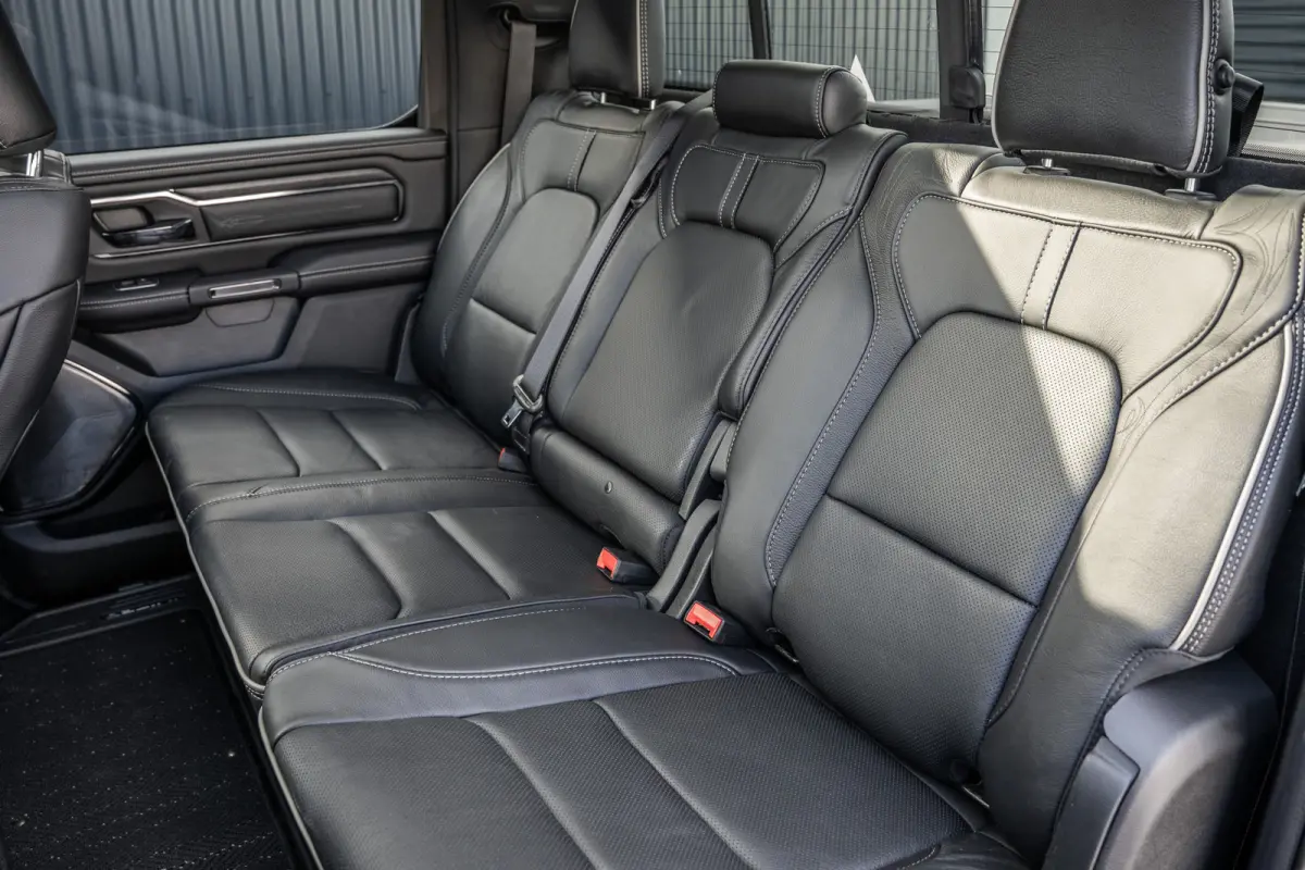 1500 LIMITED 5.7L V8 | 1e Eigenaar | Head up | Luchtvering | Rambox | Split Tailgate | Pano | Harman / Kardon