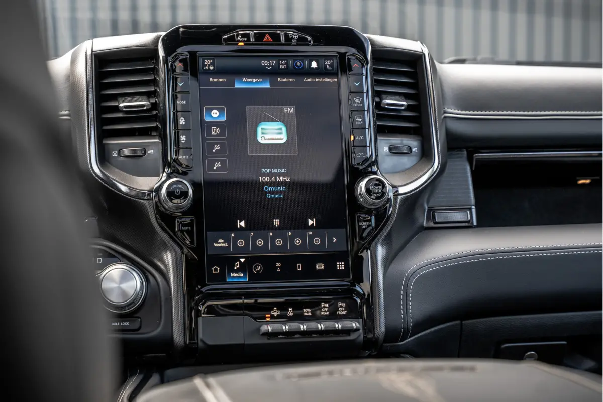 1500 LIMITED 5.7L V8 | 1e Eigenaar | Head up | Luchtvering | Rambox | Split Tailgate | Pano | Harman / Kardon