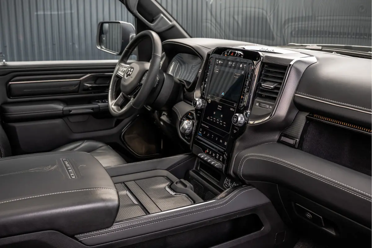 1500 LIMITED 5.7L V8 | 1e Eigenaar | Head up | Luchtvering | Rambox | Split Tailgate | Pano | Harman / Kardon