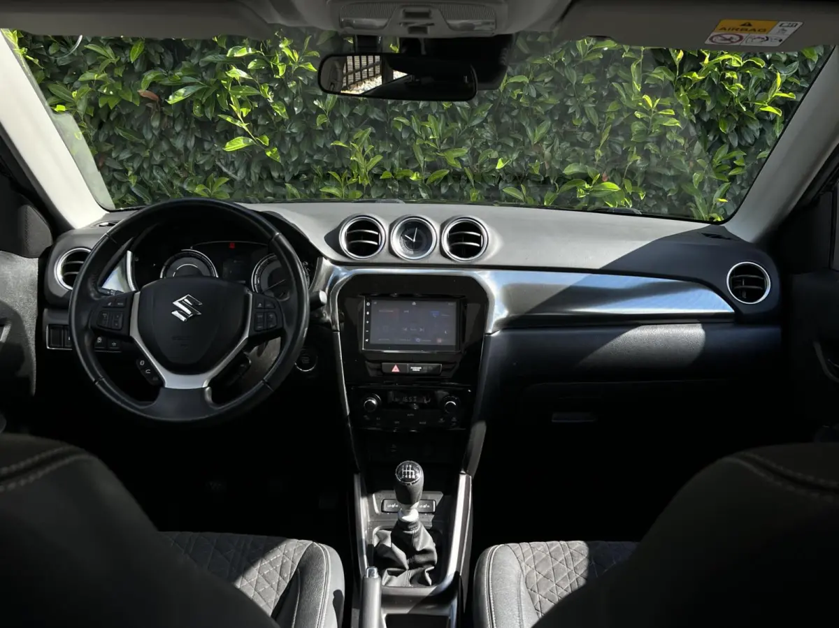1.4 Boosterjet Style Smart Hybrid, FACELIFT, PANORAMADAK, LEDER/ALCANTARA, CAMERA, NAVIGATIE, ADAPT CRUISE CONTROL, CLIMATE CONTROL, STOELVERWARMING, DAB, LED, LICHTMETAAL 17"