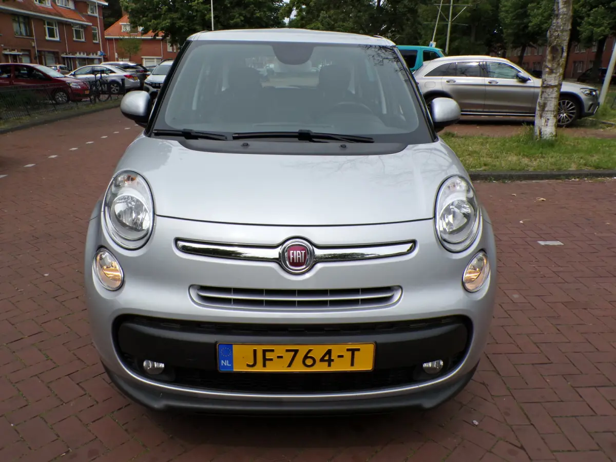 0.9 TwinAir Lounge van 1e eigenaar panorama dak n.a.p