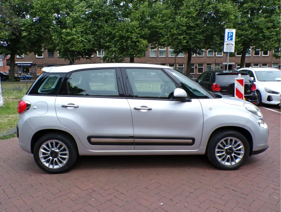 0.9 TwinAir Lounge van 1e eigenaar panorama dak n.a.p