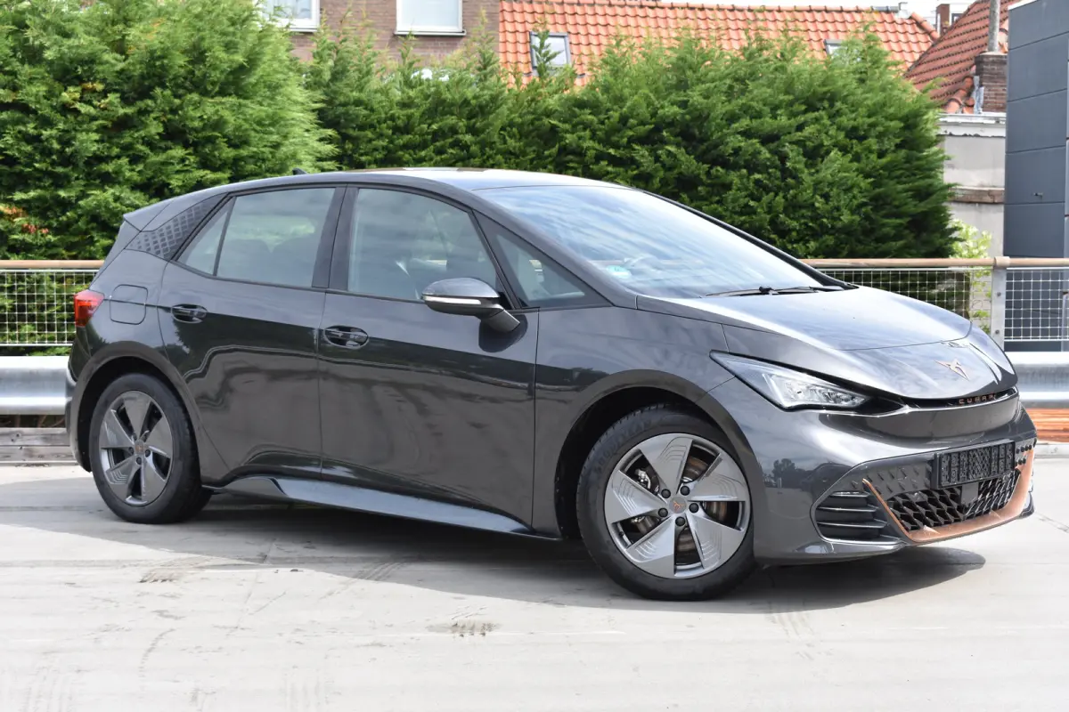 Impulse 62KWH | ACC | Apple Carplay & Android Auto | Cupra Connect | Climate Control | Sportonderstel!