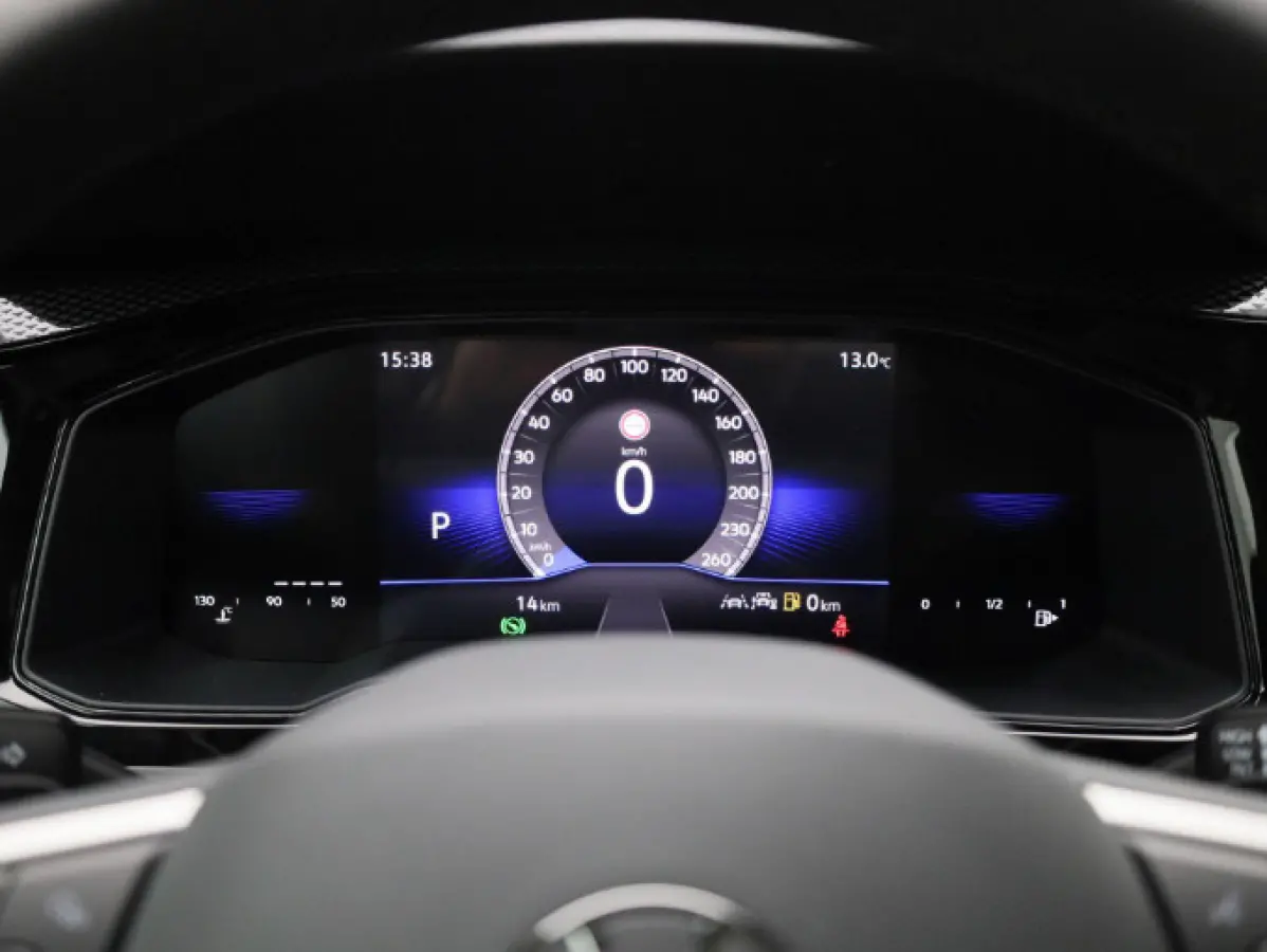 1.0 TSI Life Edition 116 PK | Automaat | Apple Carplay draadloos | Parkeersensoren | Camera | 17" Lichtmetalen velgen | LED koplampen | Android Auto draadloos | Keyless access | Ruiten getin