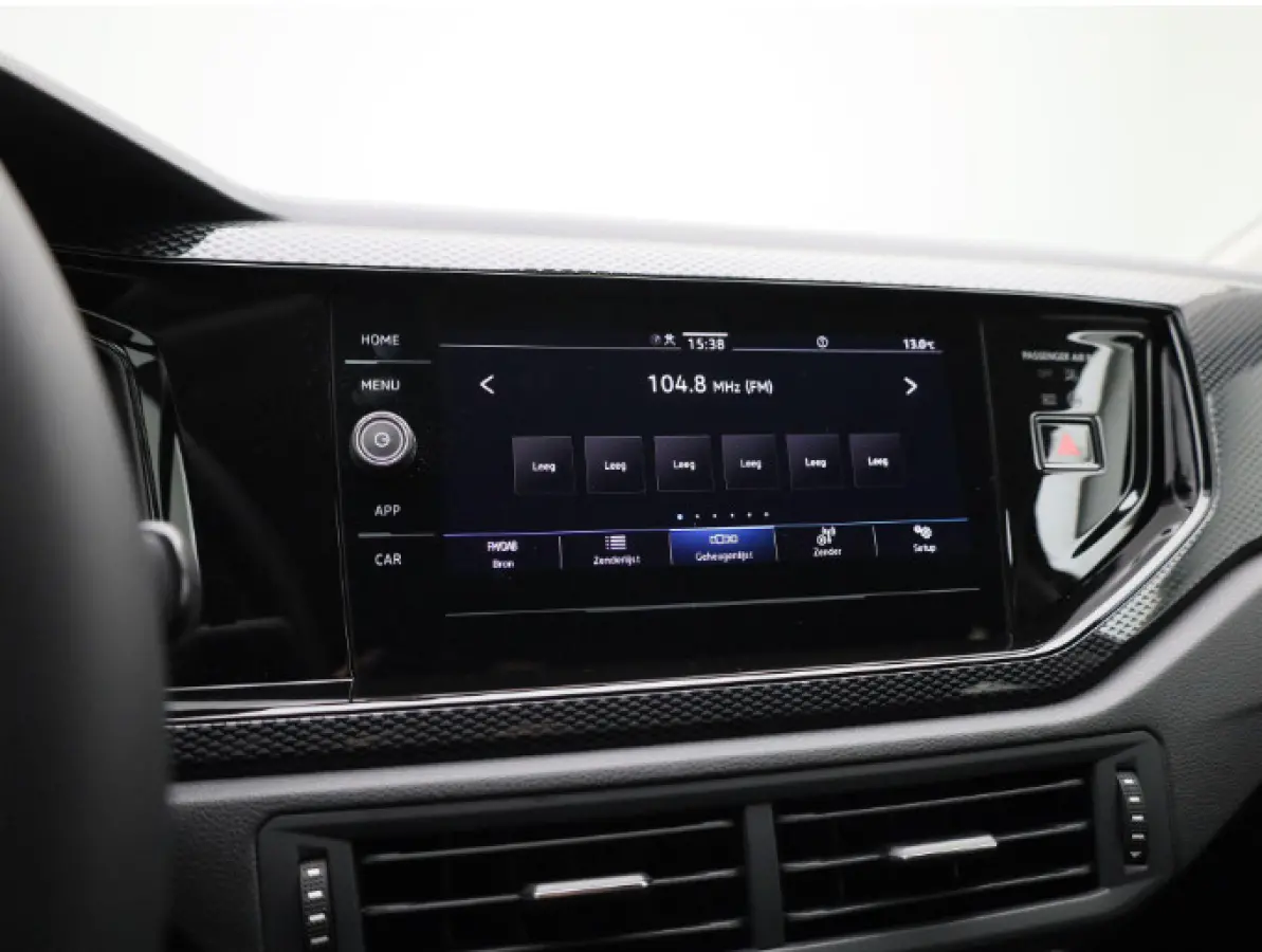 1.0 TSI Life Edition 116 PK | Automaat | Apple Carplay draadloos | Parkeersensoren | Camera | 17" Lichtmetalen velgen | LED koplampen | Android Auto draadloos | Keyless access | Ruiten getin