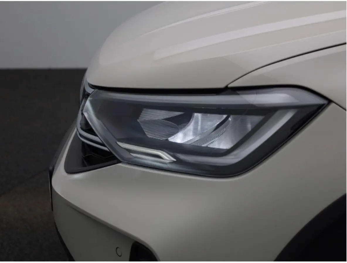 1.0 TSI Life Edition 116 PK | Automaat | Apple Carplay draadloos | Parkeersensoren | Camera | 17" Lichtmetalen velgen | LED koplampen | Android Auto draadloos | Keyless access | Ruiten getin