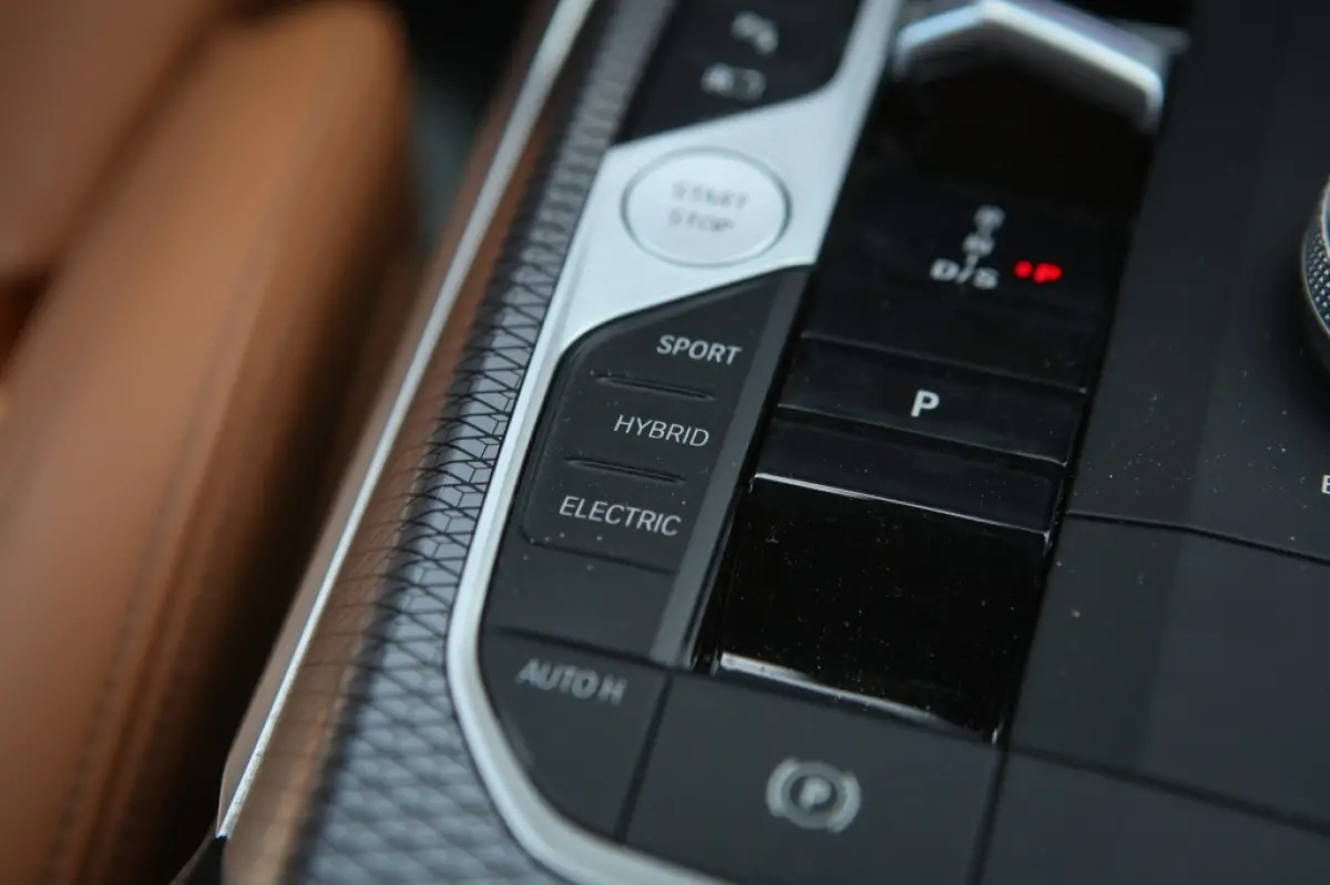 330e M Sport | PANO | HUD | ACC | HARMAN KARDON | CARPLAY | CAMERA
