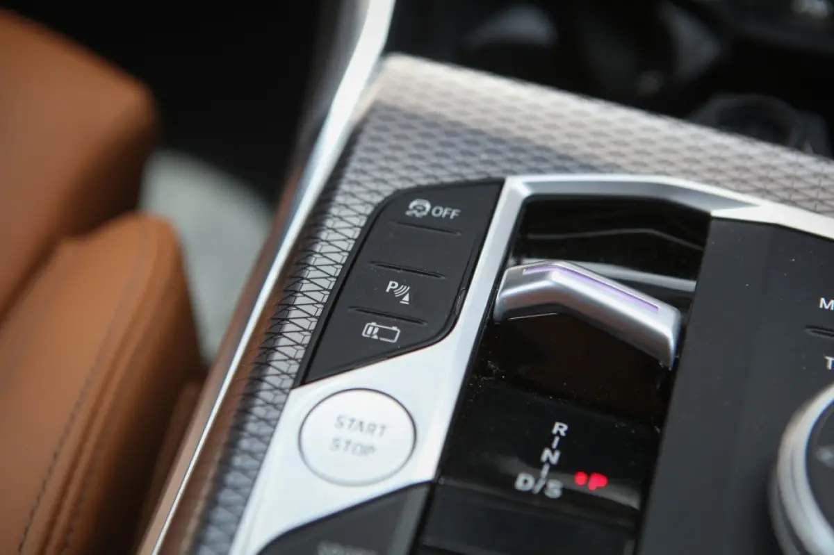 330e M Sport | PANO | HUD | ACC | HARMAN KARDON | CARPLAY | CAMERA