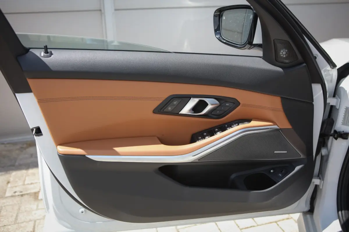 330e M Sport | PANO | HUD | ACC | HARMAN KARDON | CARPLAY | CAMERA