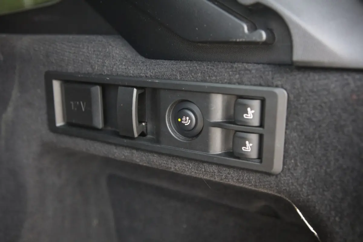 330e M Sport | PANO | HUD | ACC | HARMAN KARDON | CARPLAY | CAMERA