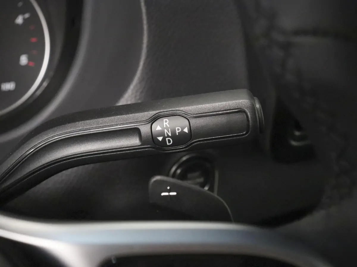 315 CDI Automaat L2H2 PRO Airco MBUX Navigatie Adaptive Cruise Control Leder PDC VA + Camera Trekhaak 3500kg Comfortstoel