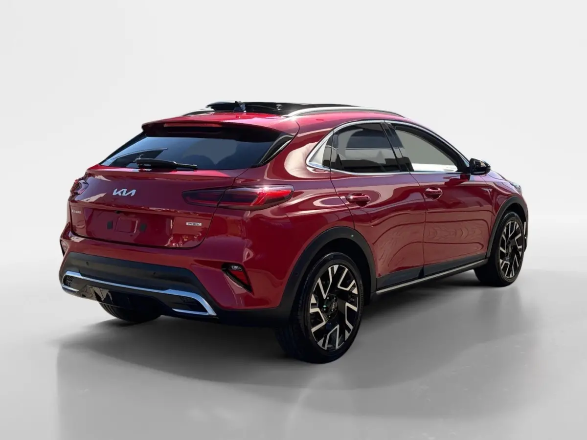 1.6 GDi PHEV Design Edition | Apple Carplay / Android Auto | Navigatiesysteem | Licht + Regensensor | Elektrisch Schuif / Kanteldak | Parkeersensoren Voor + Achter | Parkeercamera Achter | D
