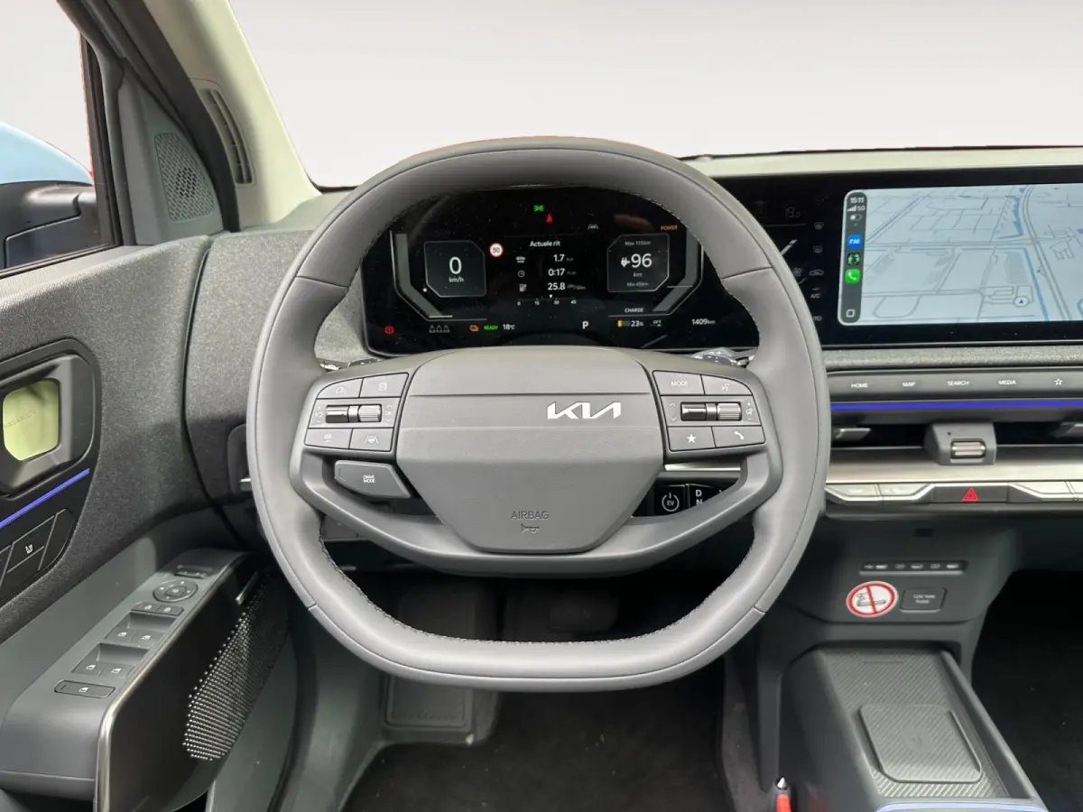Plus Advanced 42.2 kWh Demo | panorama dak | Harman & Kardon | Navigatie | stoel stuurverwarming |