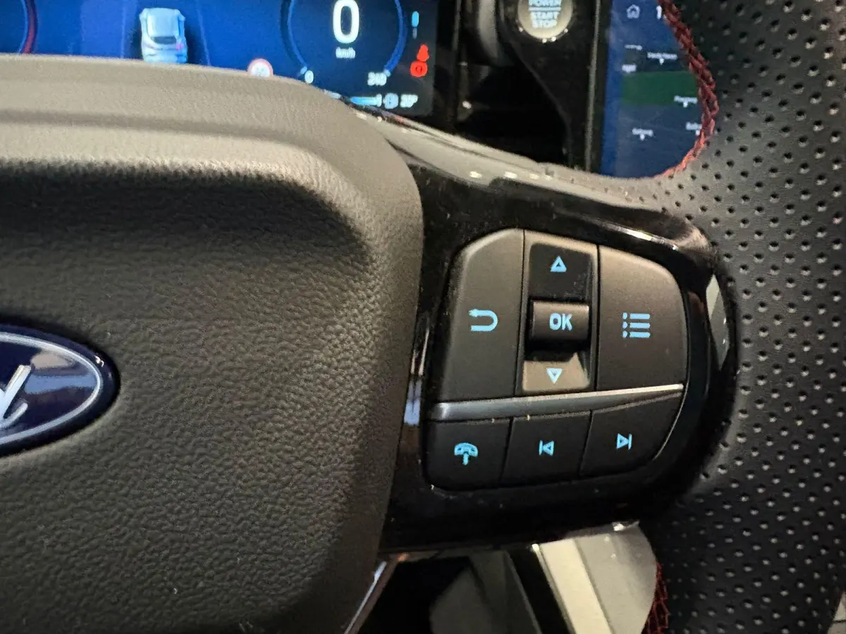 1.0 EcoBoost ST-Line X ALL WEATHER BANDEN | B&O AUDIO | CAMERA | NAVI | CARPLAY