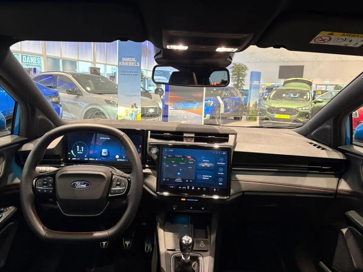 1.0 EcoBoost ST-Line X ALL WEATHER BANDEN | B&O AUDIO | CAMERA | NAVI | CARPLAY