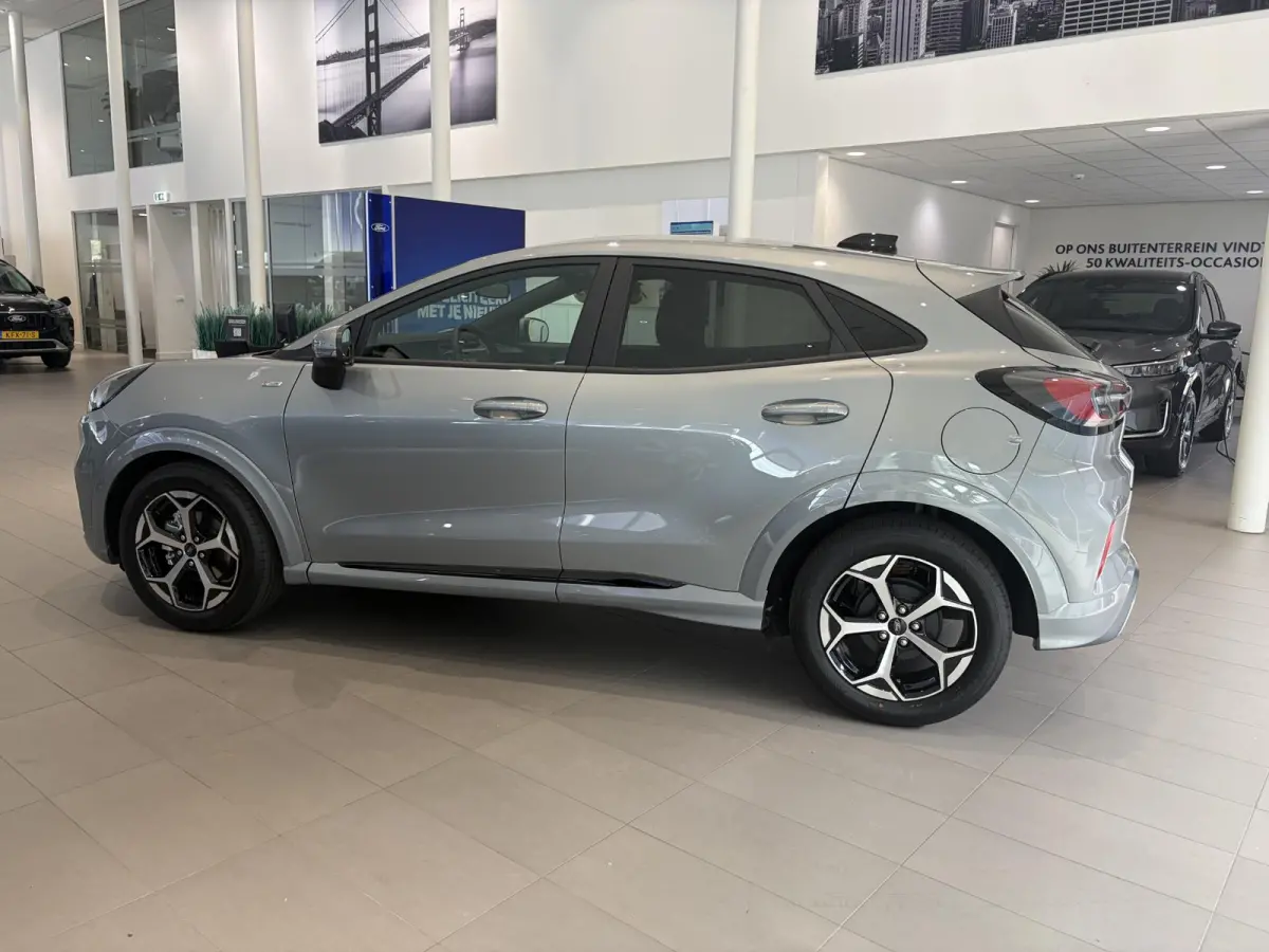 1.0 EcoBoost ST-Line | WINTER PAKKET | NAVIGATIE | ACHTERUITRIJCAMERA | APPLE CARPLAY / ANDROID AUTO | DRAADLOOS OPLADEN |