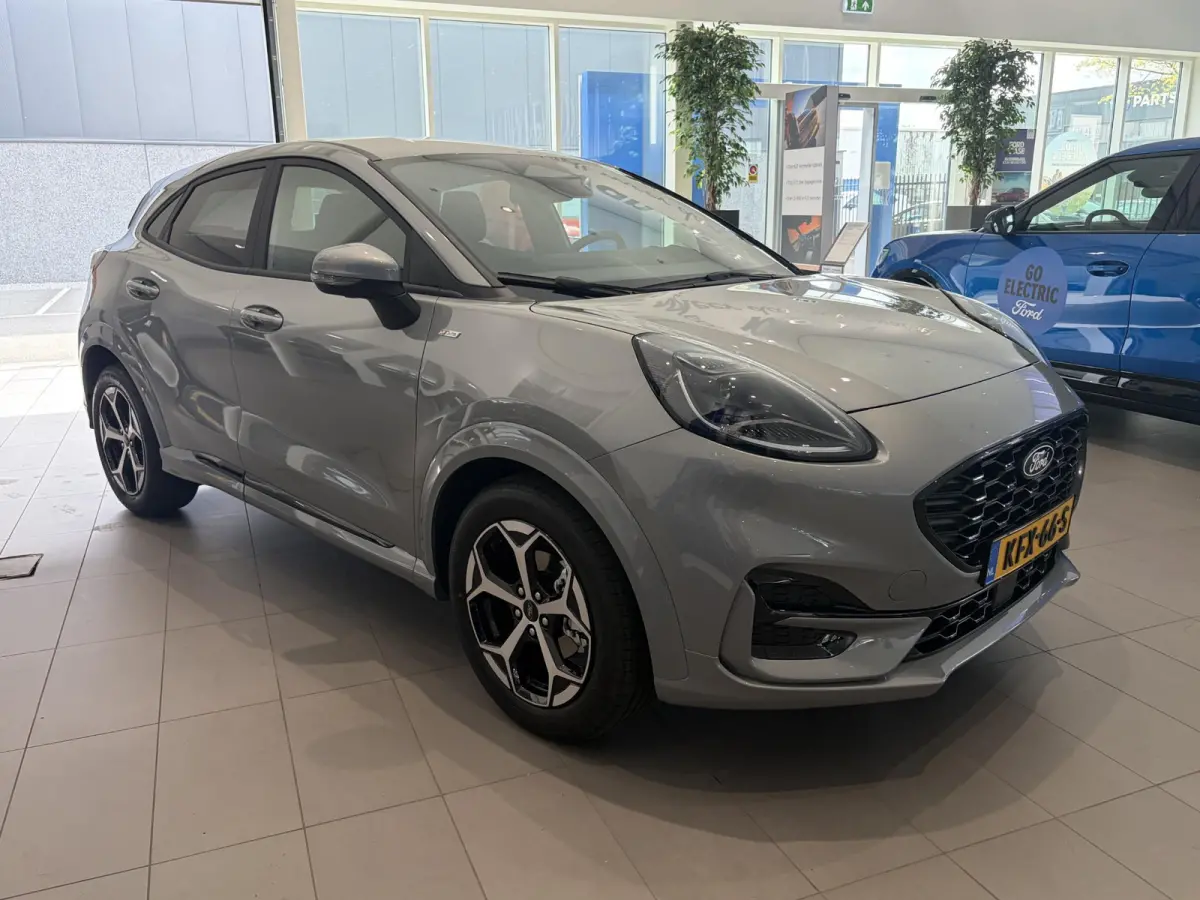 1.0 EcoBoost ST-Line | WINTER PAKKET | NAVIGATIE | ACHTERUITRIJCAMERA | APPLE CARPLAY / ANDROID AUTO | DRAADLOOS OPLADEN |