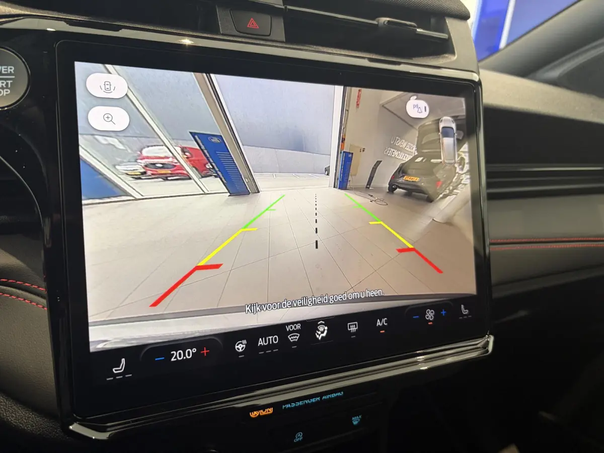 1.0 EcoBoost ST-Line | WINTER PAKKET | NAVIGATIE | ACHTERUITRIJCAMERA | APPLE CARPLAY / ANDROID AUTO | DRAADLOOS OPLADEN |