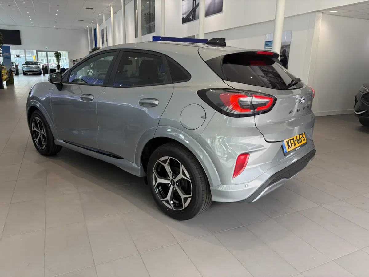 1.0 EcoBoost ST-Line | WINTER PAKKET | NAVIGATIE | ACHTERUITRIJCAMERA | APPLE CARPLAY / ANDROID AUTO | DRAADLOOS OPLADEN |