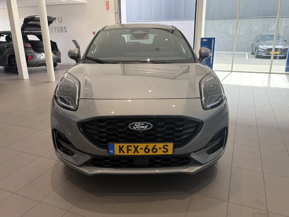 1.0 EcoBoost ST-Line | WINTER PAKKET | NAVIGATIE | ACHTERUITRIJCAMERA | APPLE CARPLAY / ANDROID AUTO | DRAADLOOS OPLADEN |