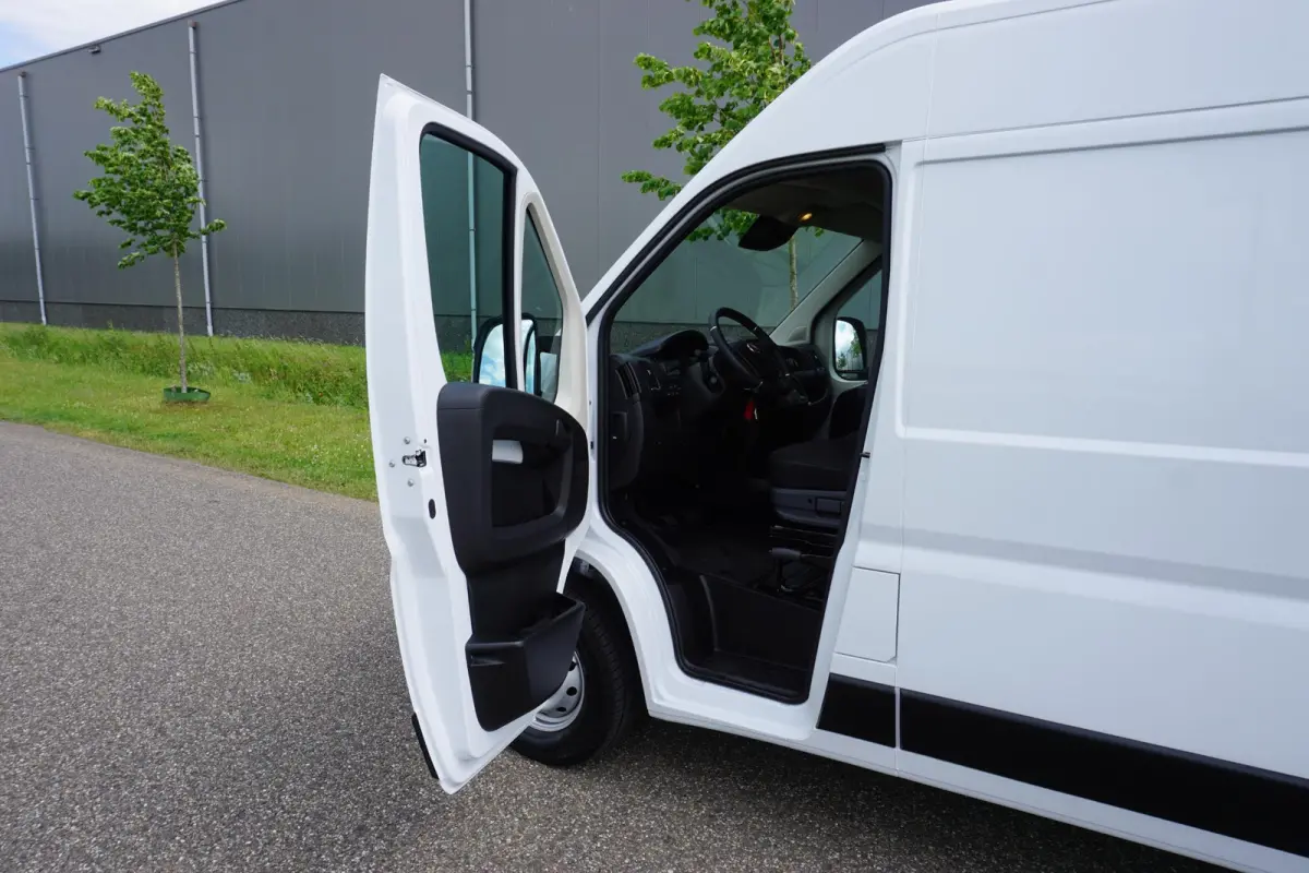 35 2.2 MultiJet L3H2 140 pk |Camera |Cruise |Navi |Climate control |BPM vrij voor ondernemers! |Nieuwstaat |3500 KG |EURO6