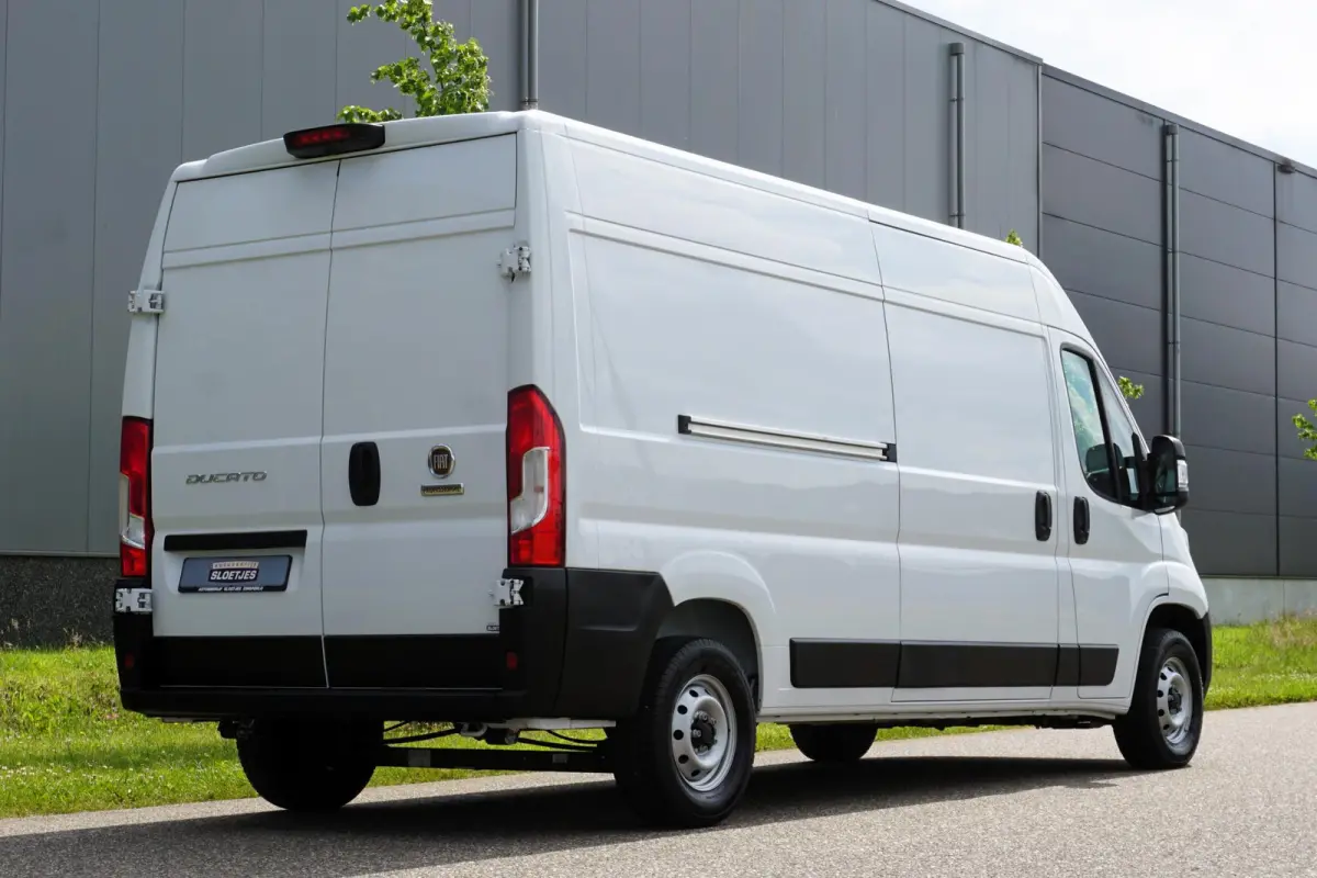 35 2.2 MultiJet L3H2 140 pk |Camera |Cruise |Navi |Climate control |BPM vrij voor ondernemers! |Nieuwstaat |3500 KG |EURO6