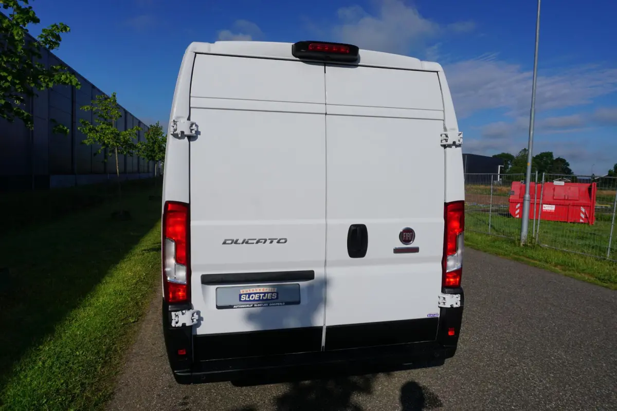 35 2.2 MultiJet L3H2 140 pk |Camera |Cruise |Navi |Climate control |BPM voordeel! |Mooie camperbasis |Topstaat |3500 KG |EURO6 |1e eigenaar