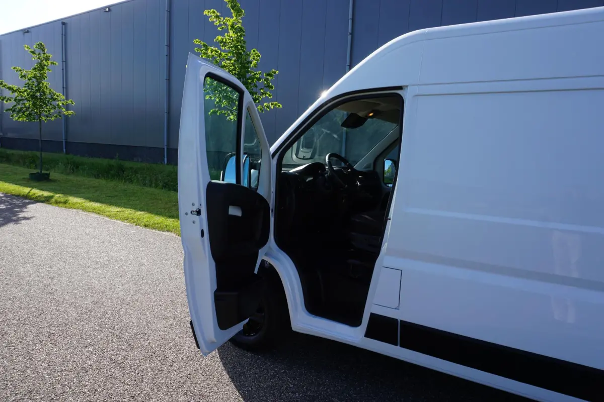 35 2.2 MultiJet L3H2 140 pk |Camera |Cruise |Navi |Climate control |BPM voordeel! |Mooie camperbasis |Topstaat |3500 KG |EURO6 |1e eigenaar