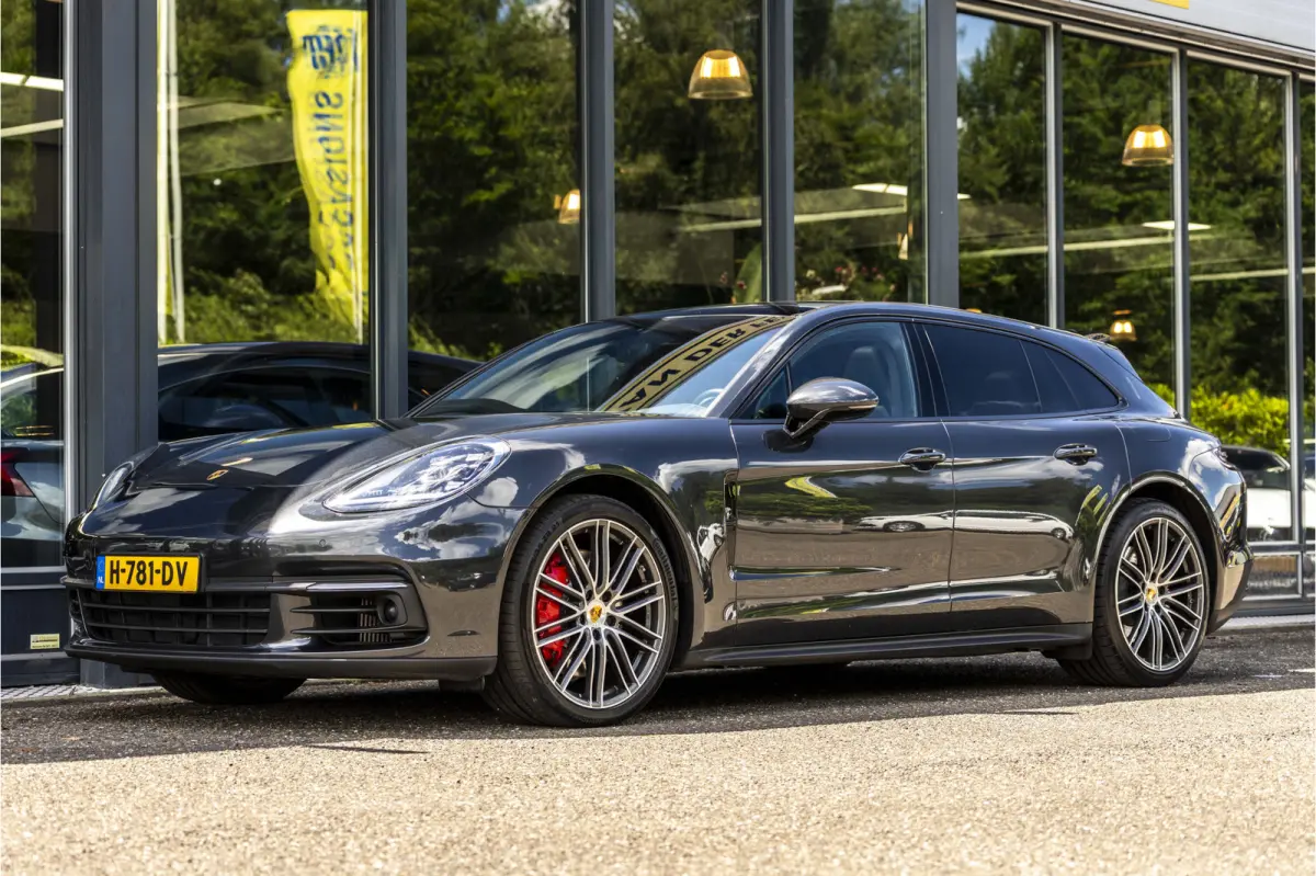 2.9 4 E-Hybrid Sport Chrono Panoramadak Bose SOH 90,8%
