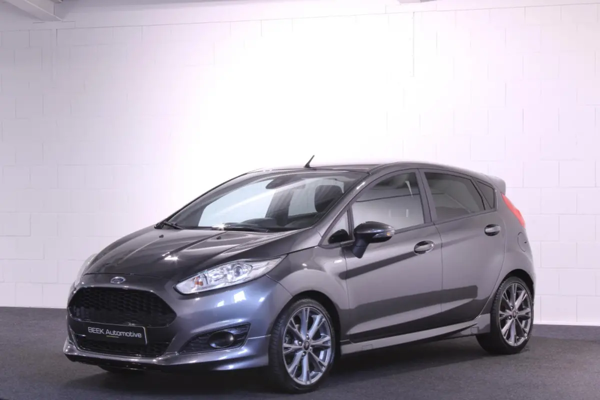 1.0 EcoBoost ST Line| Trekhaak | Camera | Stoelverwarming