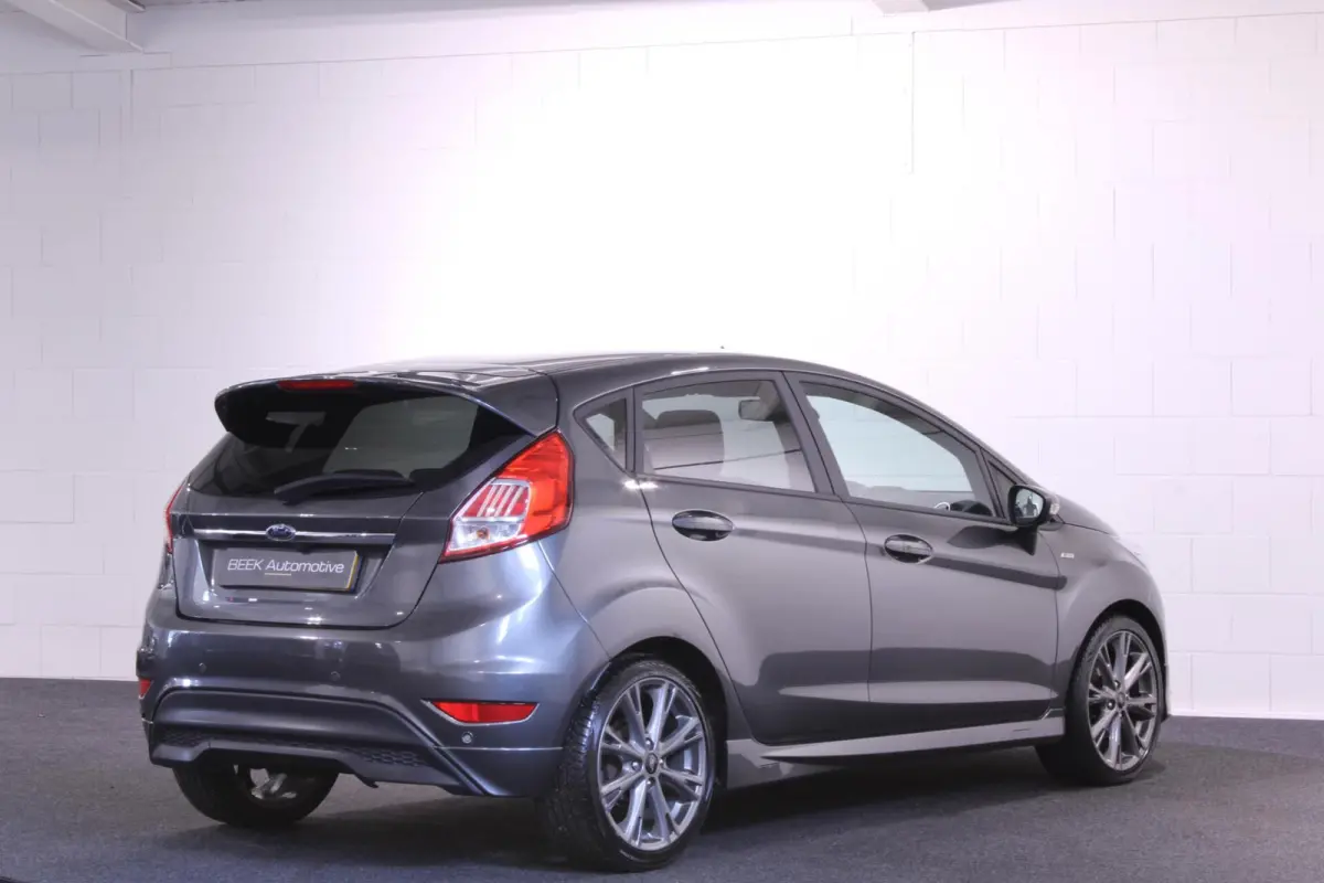 1.0 EcoBoost ST Line| Trekhaak | Camera | Stoelverwarming