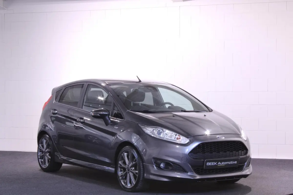 1.0 EcoBoost ST Line| Trekhaak | Camera | Stoelverwarming