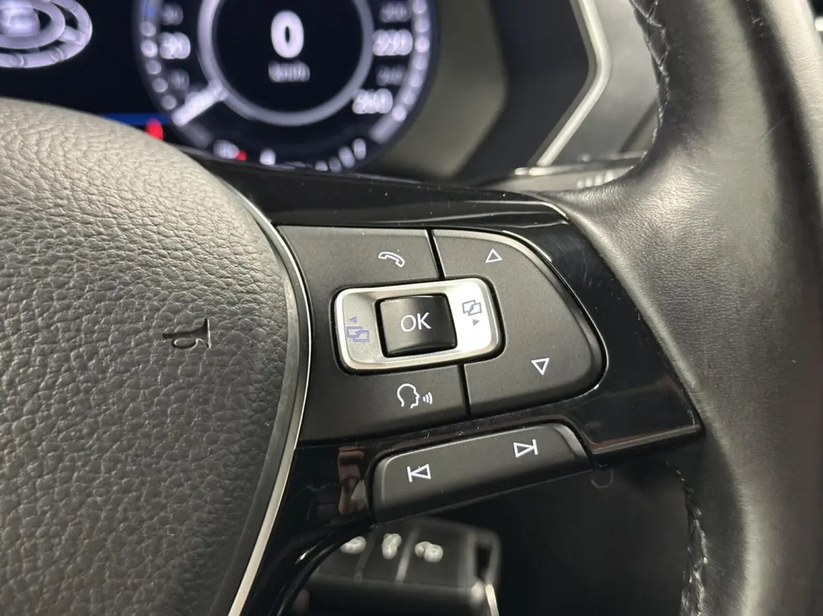 1.4 TSI ACT Comfortline Business R LEER CARPLAY ECC TREKHAAK NAVI.