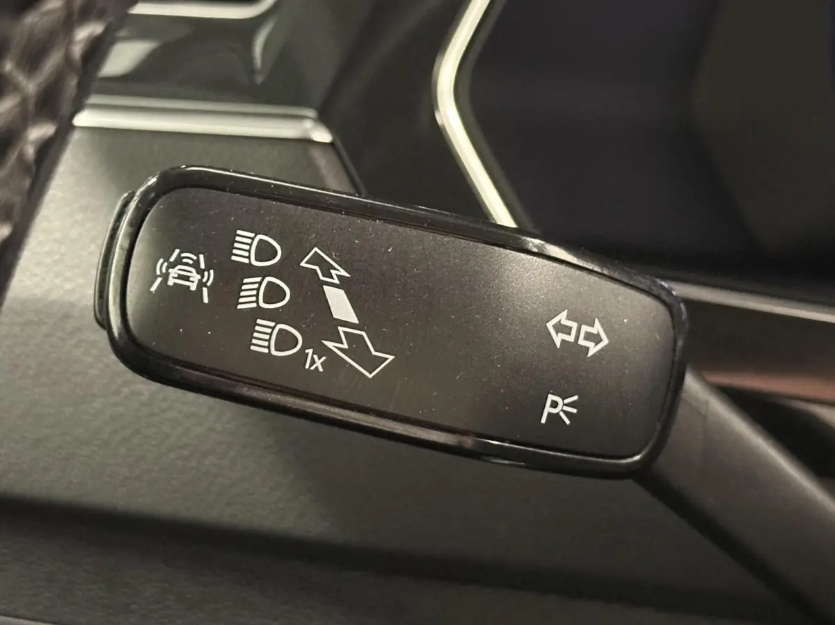 1.4 TSI ACT Comfortline Business R LEER CARPLAY ECC TREKHAAK NAVI.
