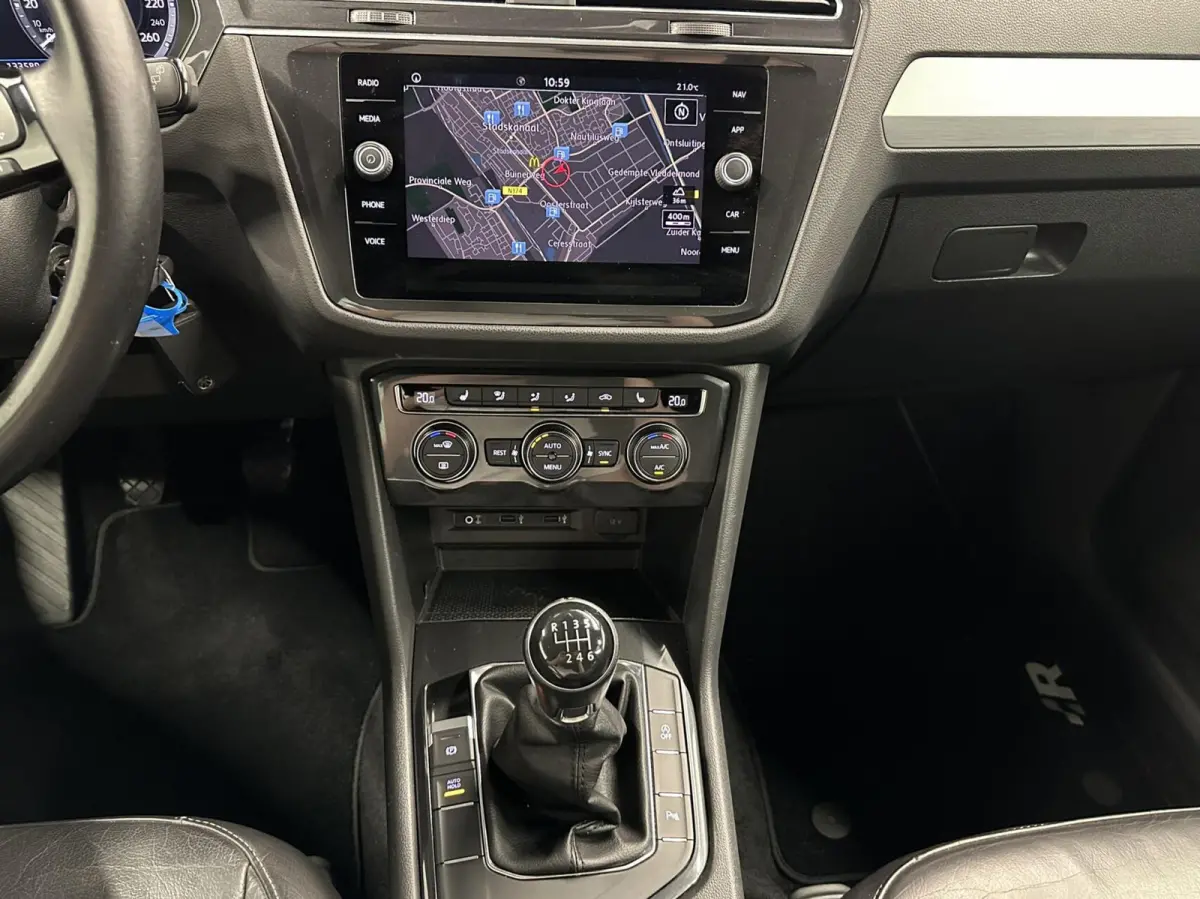 1.4 TSI ACT Comfortline Business R LEER CARPLAY ECC TREKHAAK NAVI.