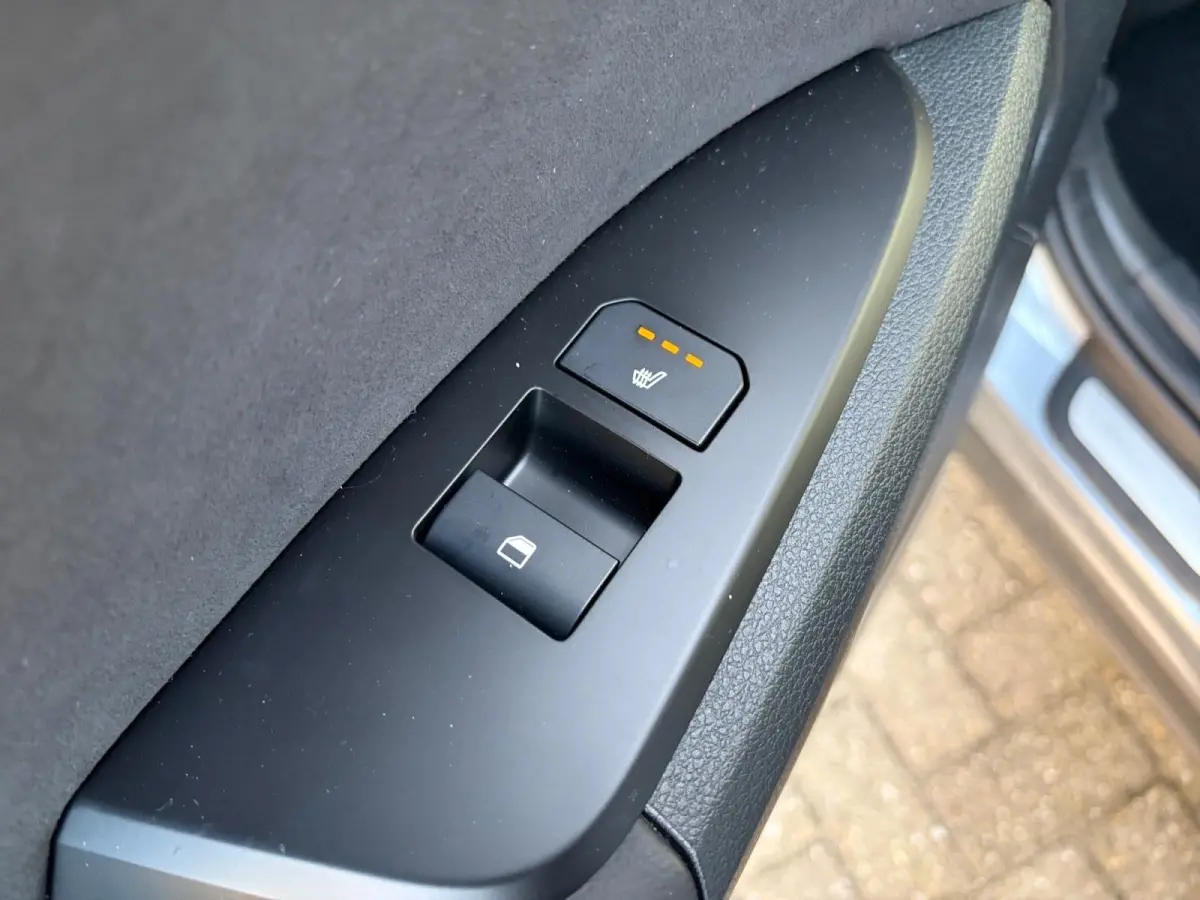 1.6 T-GDi Hybrid GT-PlusLine | Glazen schuif-/kanteldak | Memory seats | Stoelverwarming- en ventilatie | Harman/Kardon geluidsinstallatie | Dodehoekcamera | 360 camera | Elektrisch bedienba