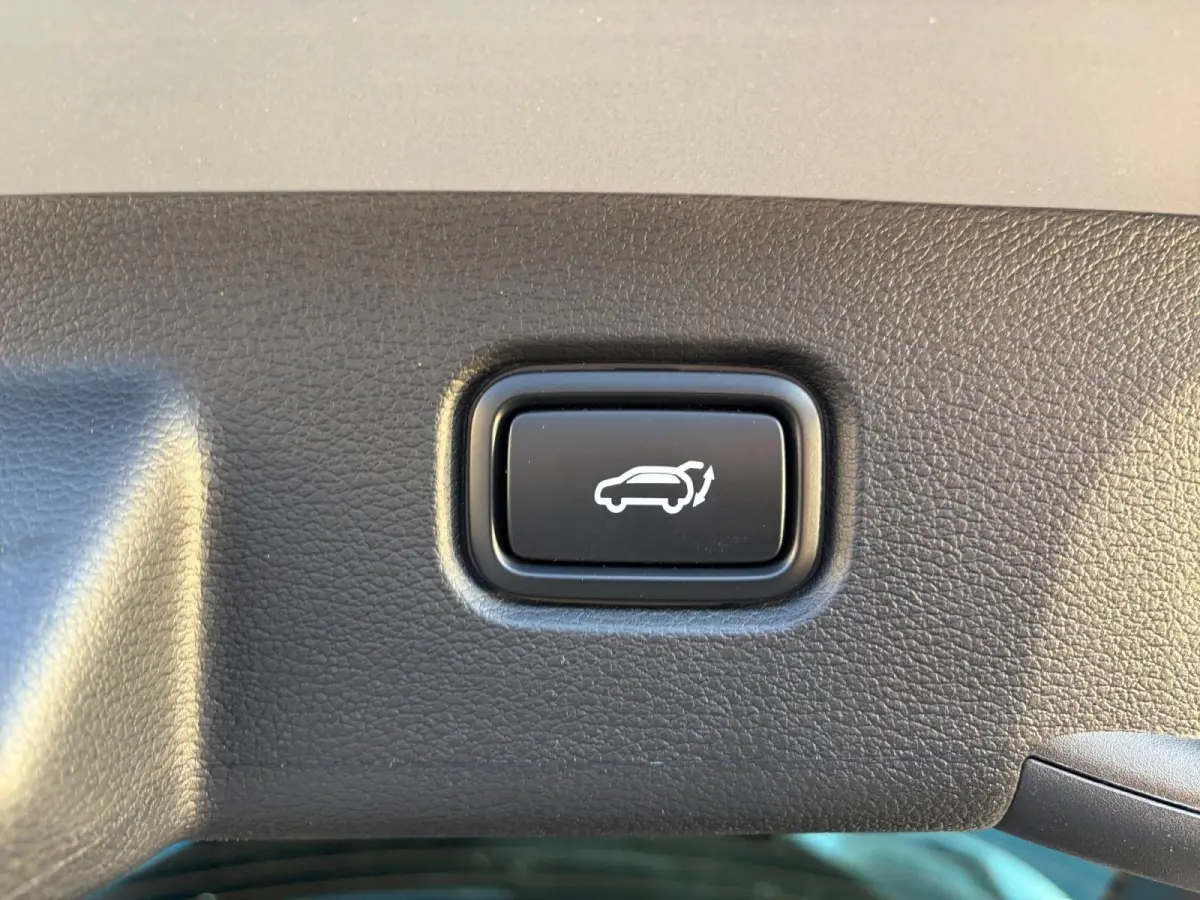 1.6 T-GDi Hybrid GT-PlusLine | Glazen schuif-/kanteldak | Memory seats | Stoelverwarming- en ventilatie | Harman/Kardon geluidsinstallatie | Dodehoekcamera | 360 camera | Elektrisch bedienba
