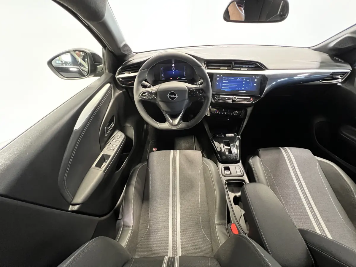 1.2 Turbo Hybrid GS | Android/Apple Carplay | LM Velgen 17" | Achteruitrijcamera | PDC Voor en Achter | Cruise Control | Airco |