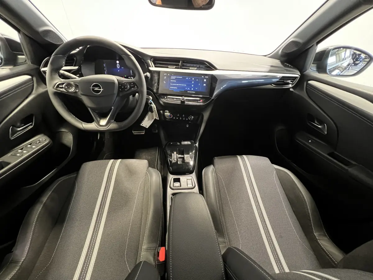 1.2 Turbo Hybrid GS | Android/Apple Carplay | LM Velgen 17" | Achteruitrijcamera | PDC Voor en Achter | Cruise Control | Airco |