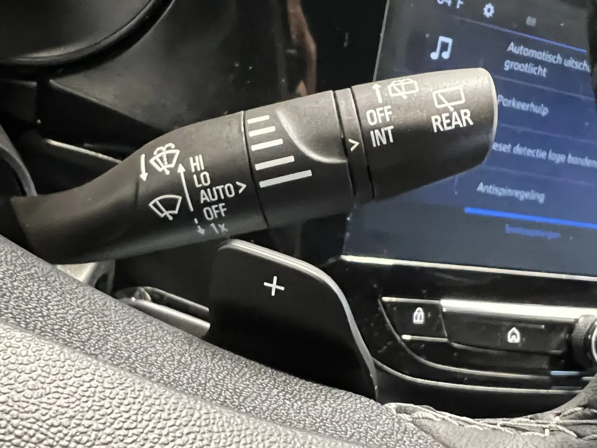 1.2 Turbo Hybrid GS | Android/Apple Carplay | LM Velgen 17" | Achteruitrijcamera | PDC Voor en Achter | Cruise Control | Airco |