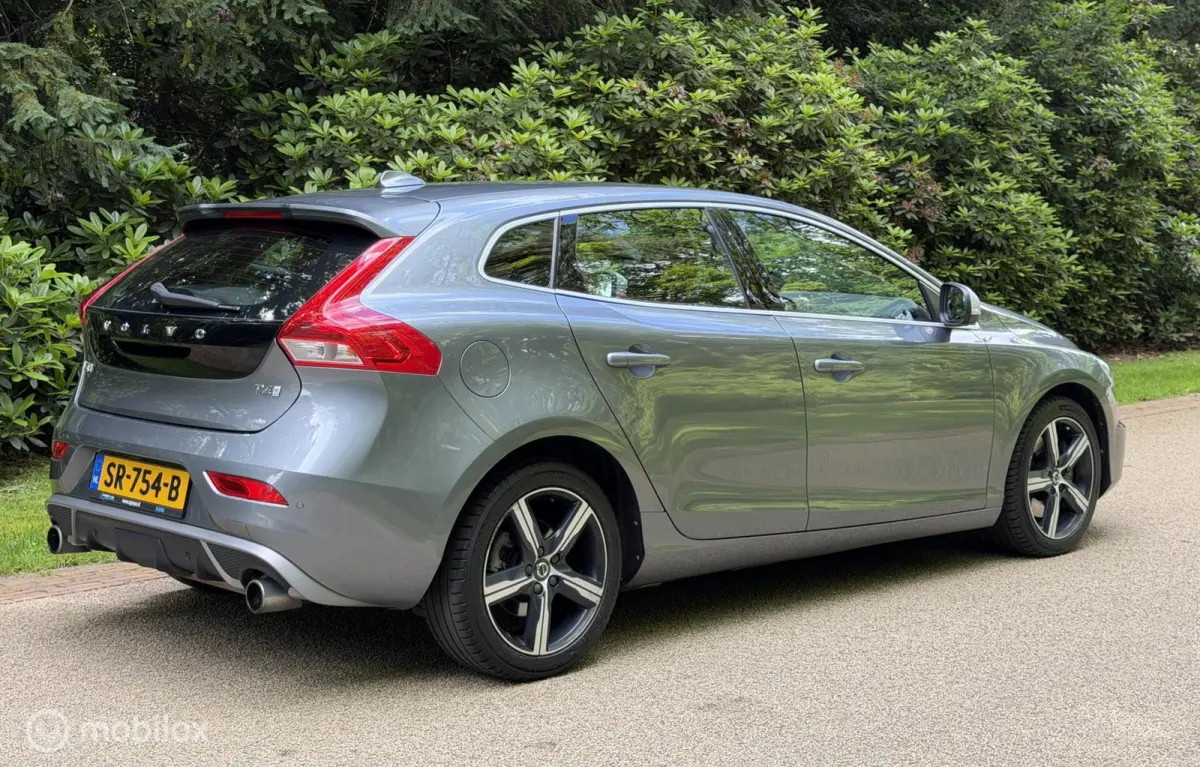 2.0 T4 190PK Automaat Trekhaak Clima Cruise Leer