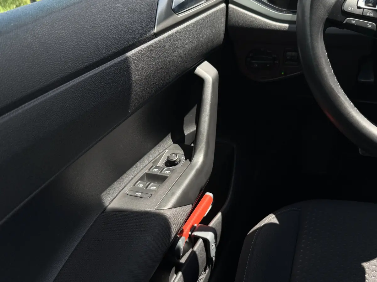 1.0 TSI Comfortline Business | ACC | Carplay | PDC | Navi |