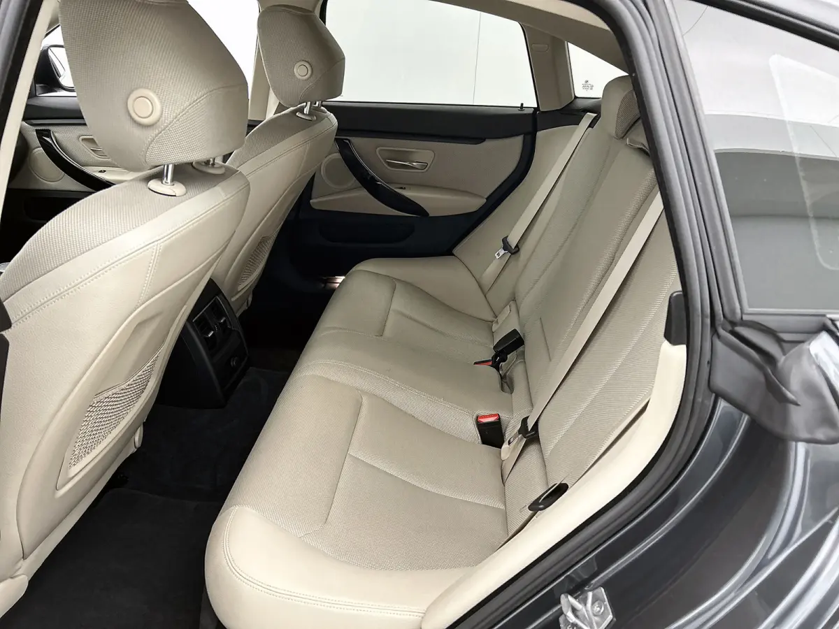 435i Sport(Goed OnderH, Navi, StoelV, Memory stoelen, Climate Con, Cruise Con, Etc)